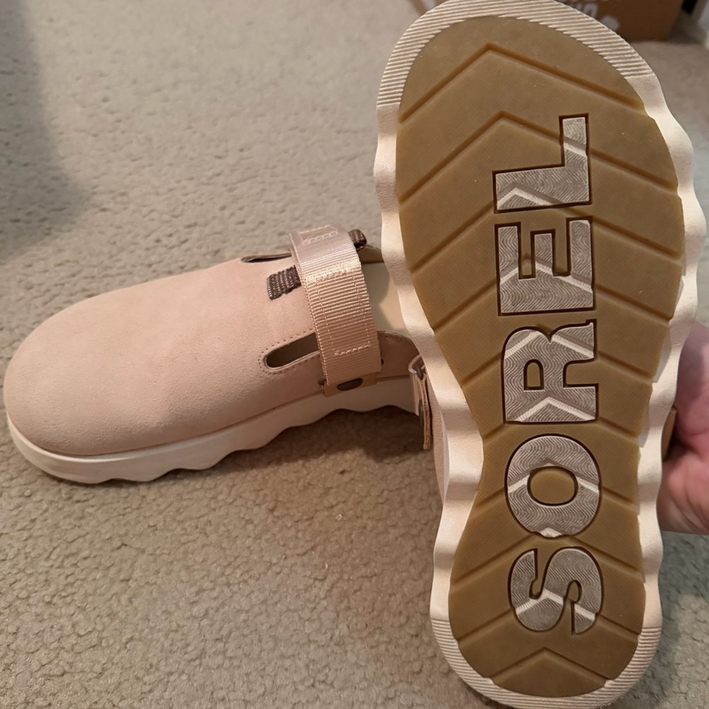 Sorel Women's Tan Mules
